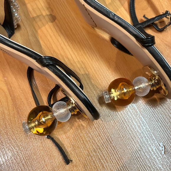 NWOT - Pearl Décor Sandals (Size 7) * Black - Picture 4 of 10